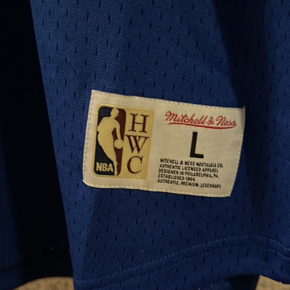 Authentic Mitchell and Ness Philadelphia 76er’s Jersey - Picture 4 of 6